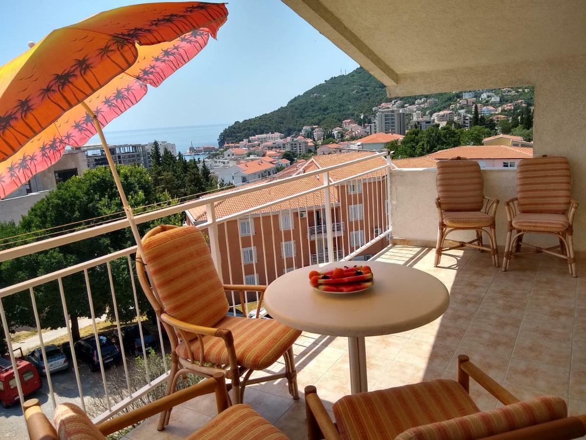 Apartmani Neda Bane Petrovac Exterior photo